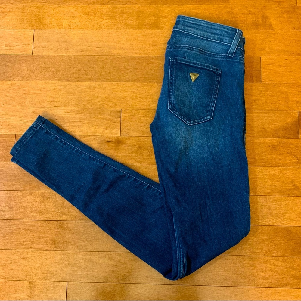 Guess Jeans - Picture 3 of 7